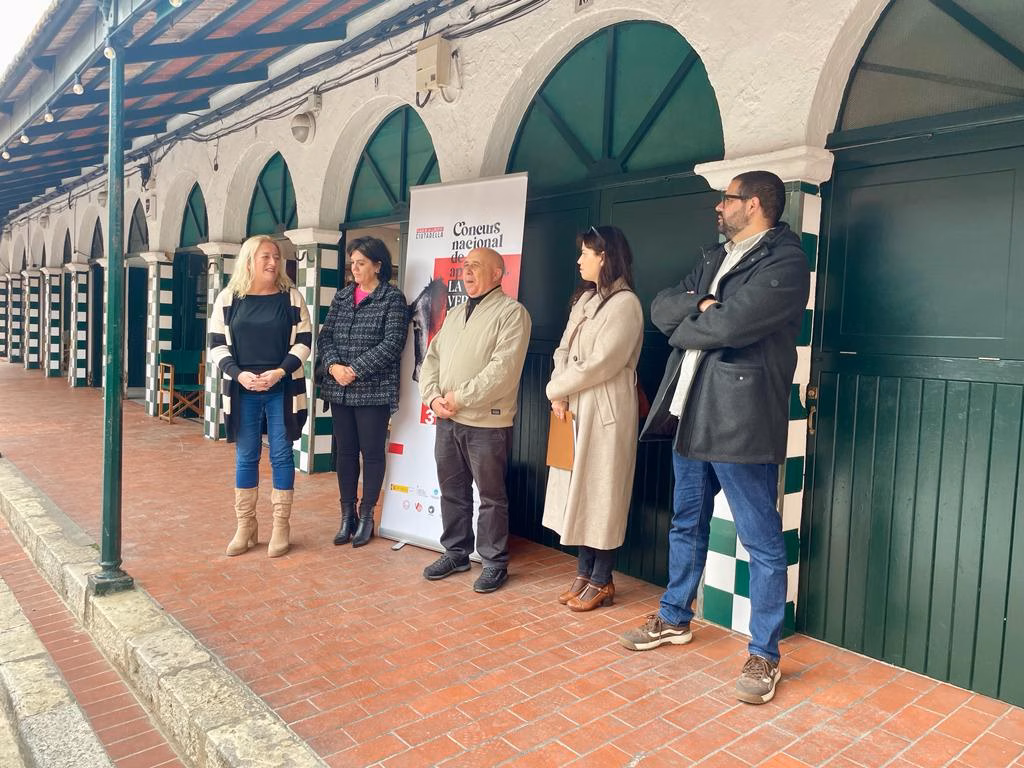 Ocho finalistas participan en el Concurso Nacional de cocina aplicada a la Vaca Vermella