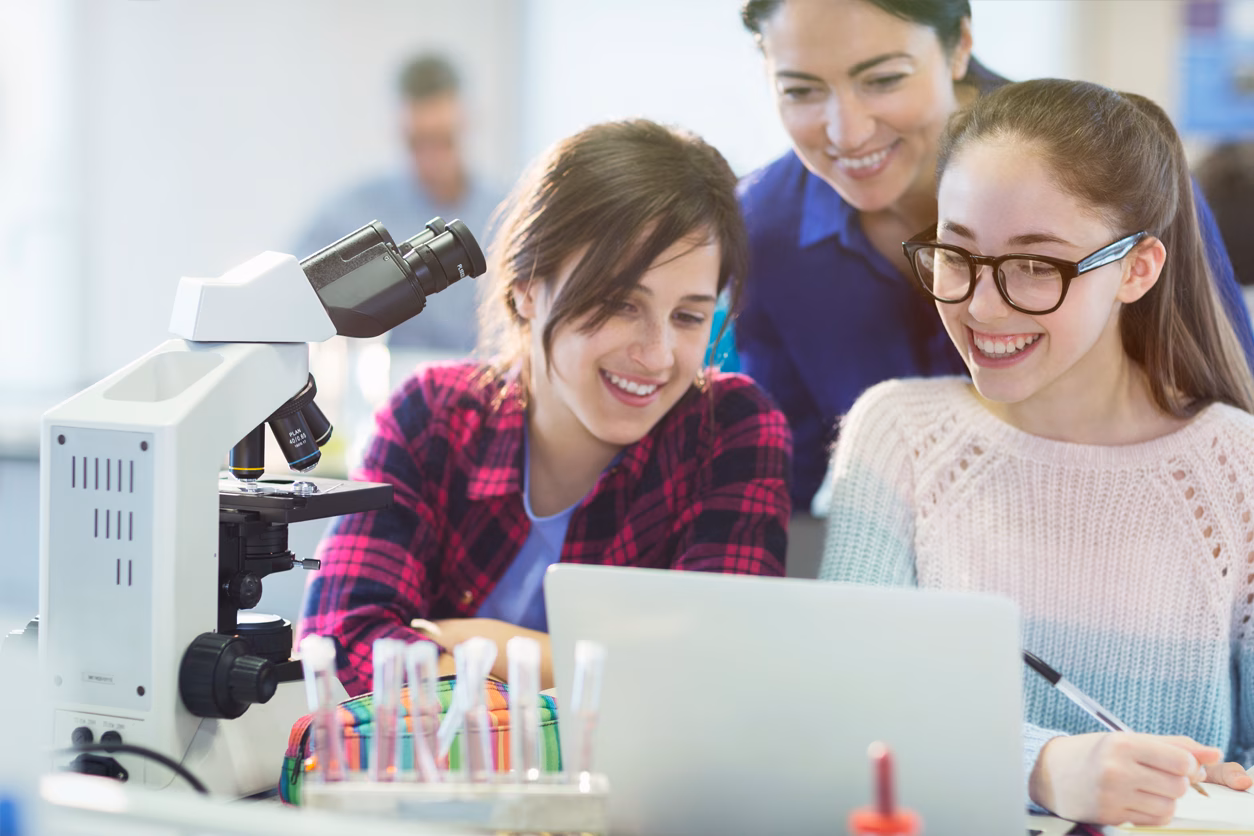 11F, un día para romper clichés: las matemáticas y las ingenierías son cosa de chicas