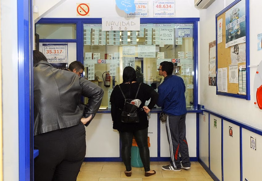 Lotería en Menorca: ¿tengo que pagar a Hacienda si me toca?