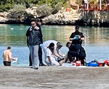El hombre que sufrió un ahogamiento en Cala Santandria recibe el alta