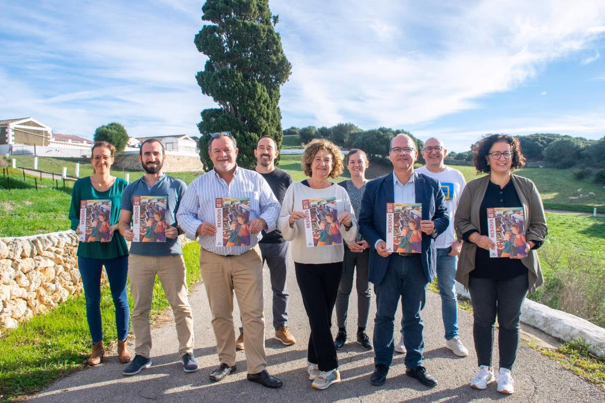 El Consell quiere enseñar a los más pequeños cómo gestionar los residuos