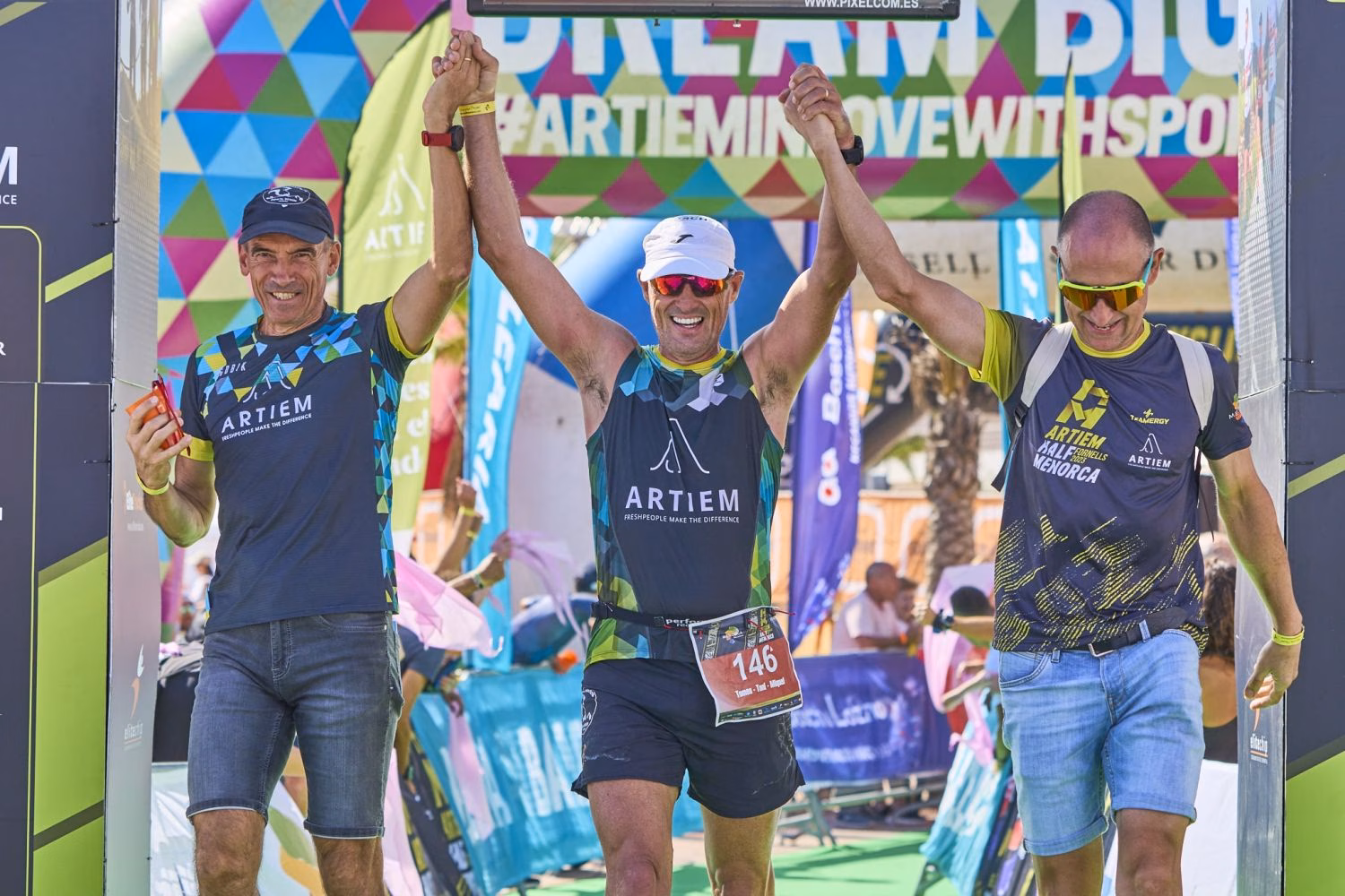 (FOTOS) La Artiem Half Menorca de Fornells se rinde a  Fidalgo y Del Barrio