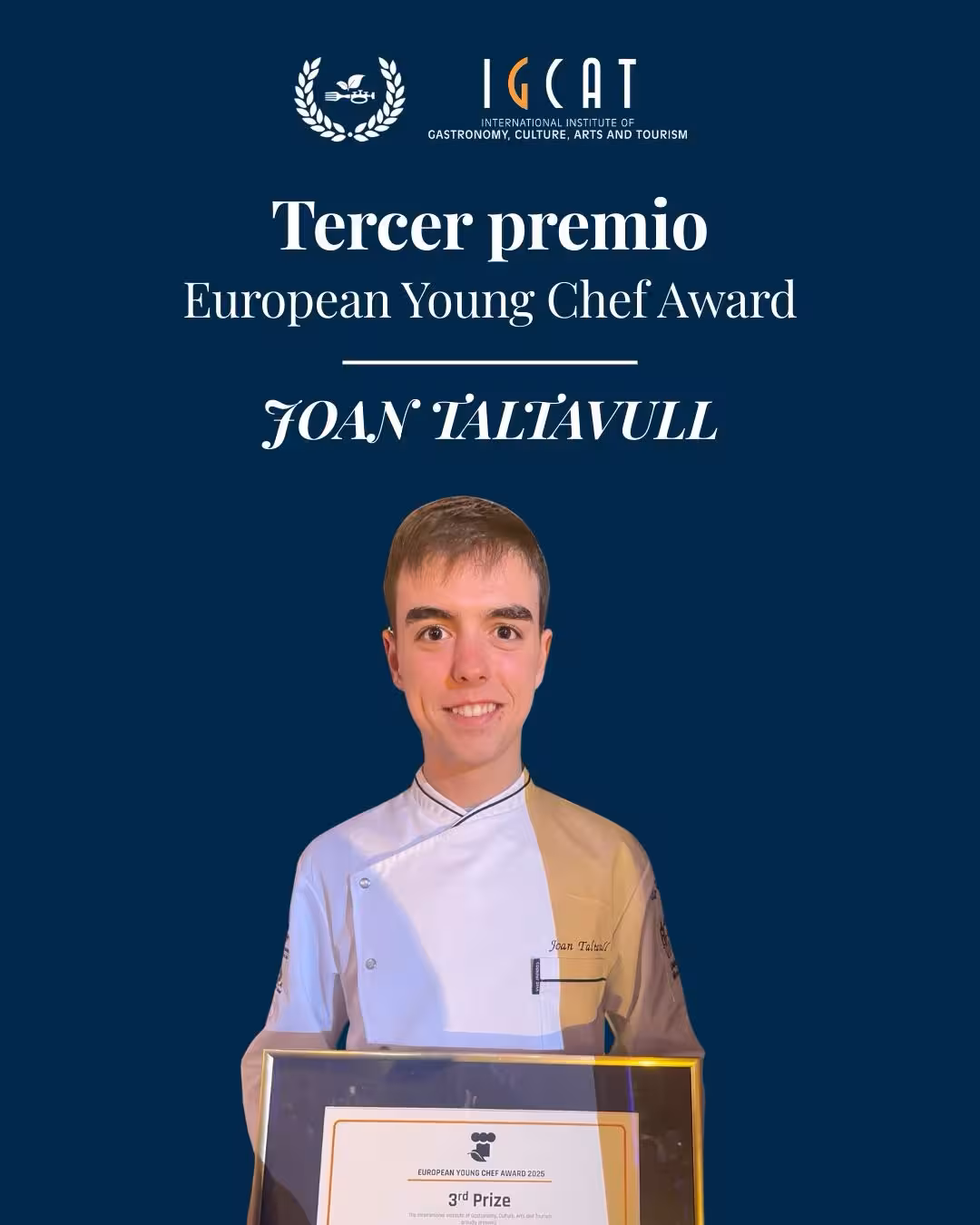 Taltavull, con el reconocimiento del tercer premio.