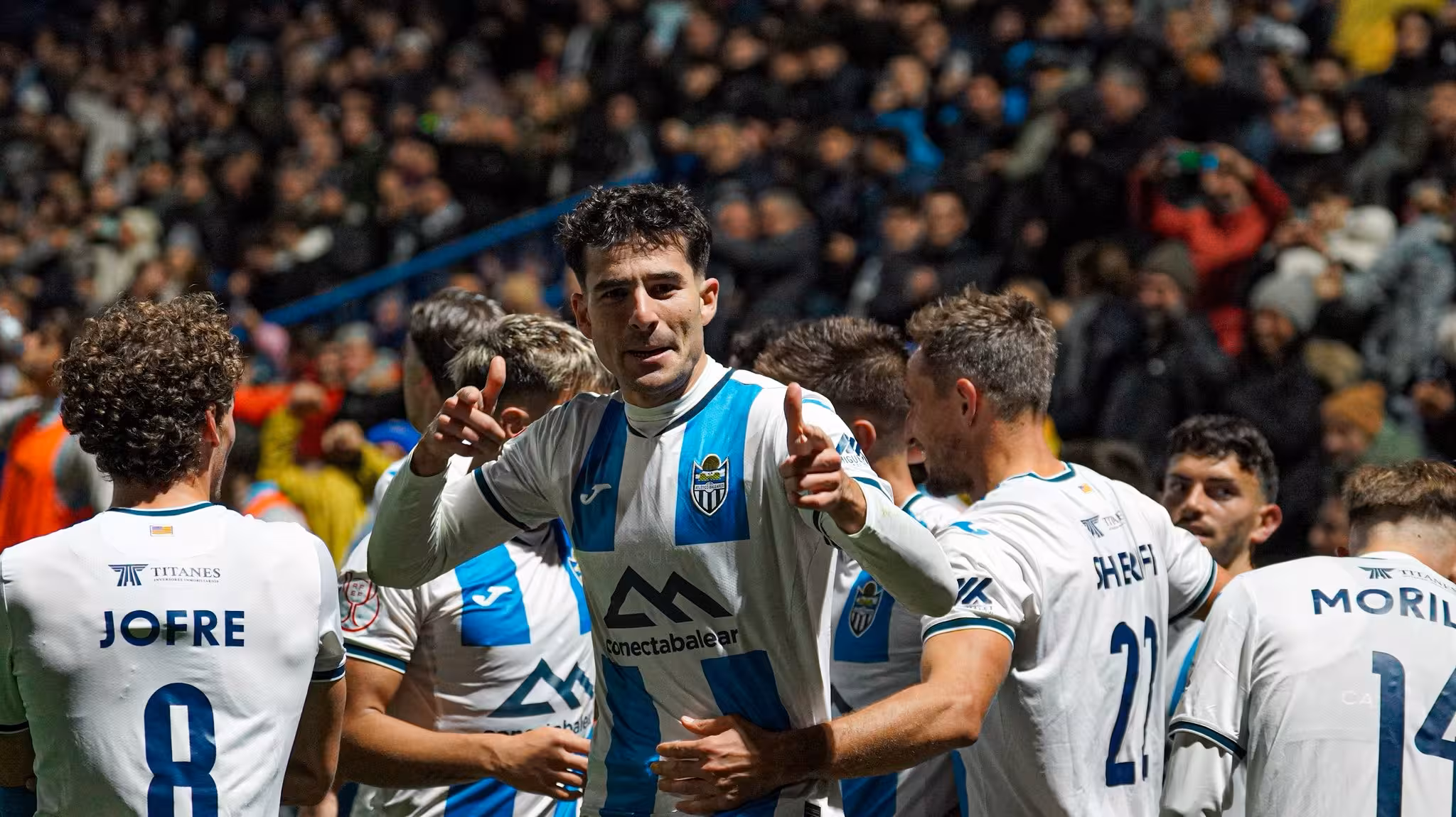 Jaume Tovar celebra el gol de la victoria.