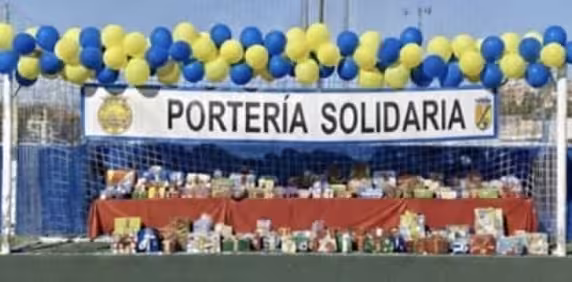 El Penya Ciutadella organiza su portería solidaria para recoger juguetes. (Foto: DEPORTESMENORCA)
