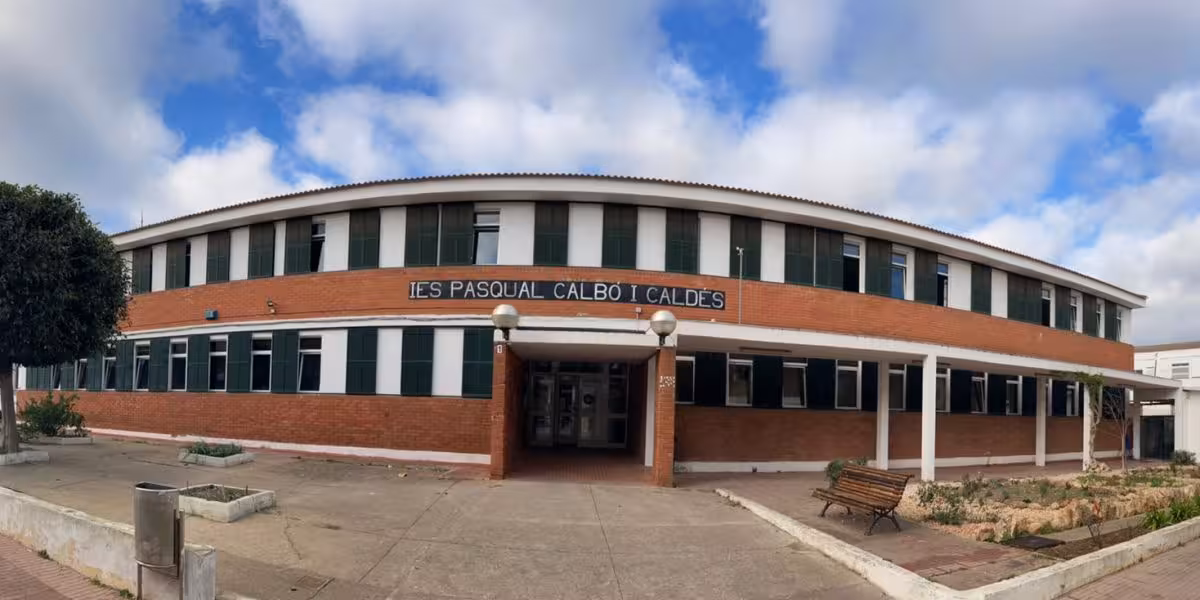 IES Pasqual Calbó i Caldés (Maó).