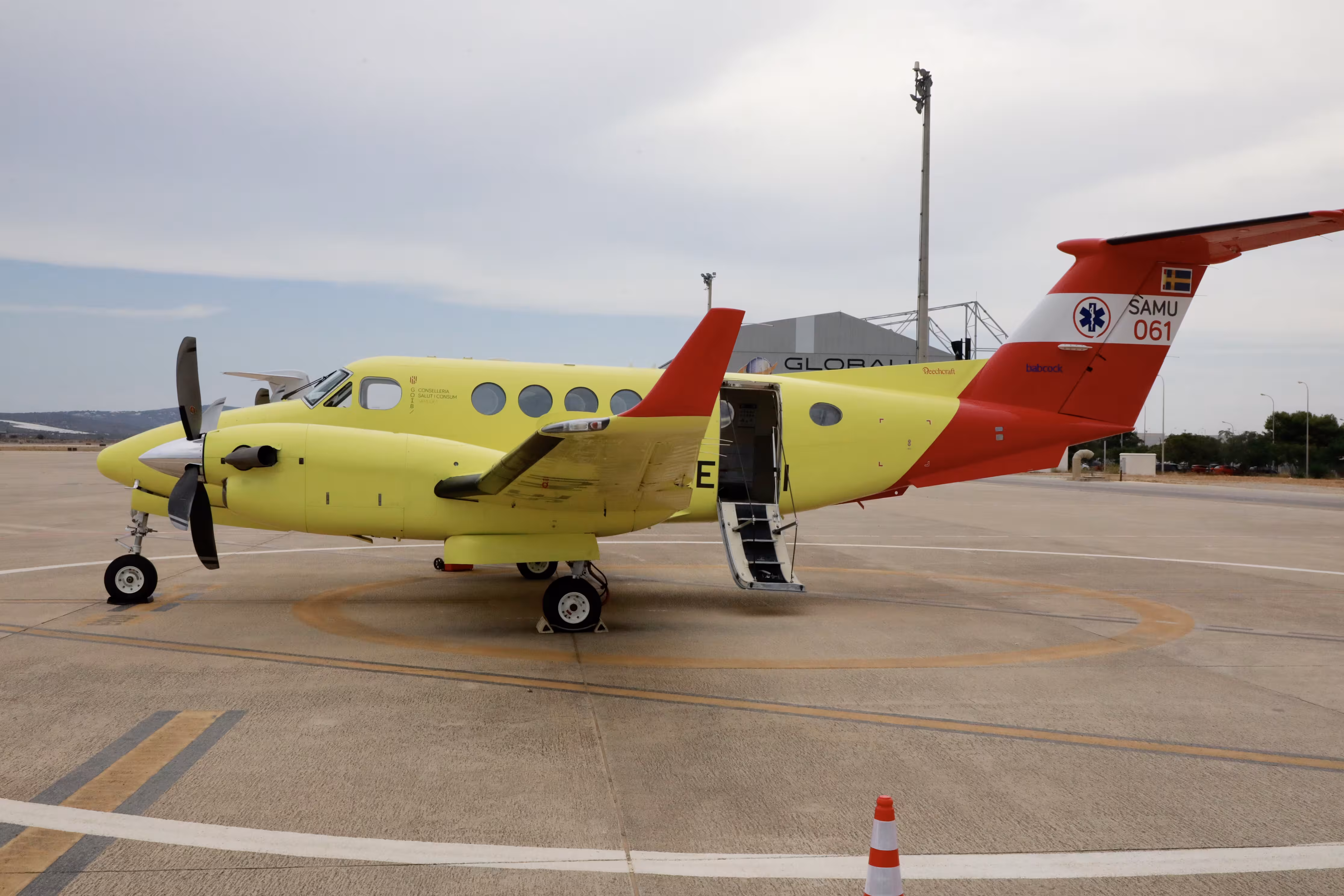 Avión de emergencias.