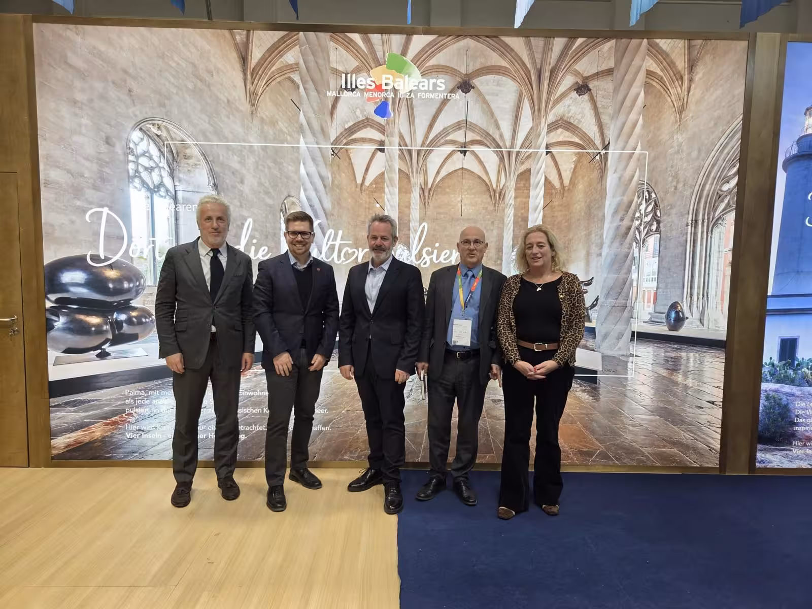 Begoña Mercadal, en una de las reuniones.