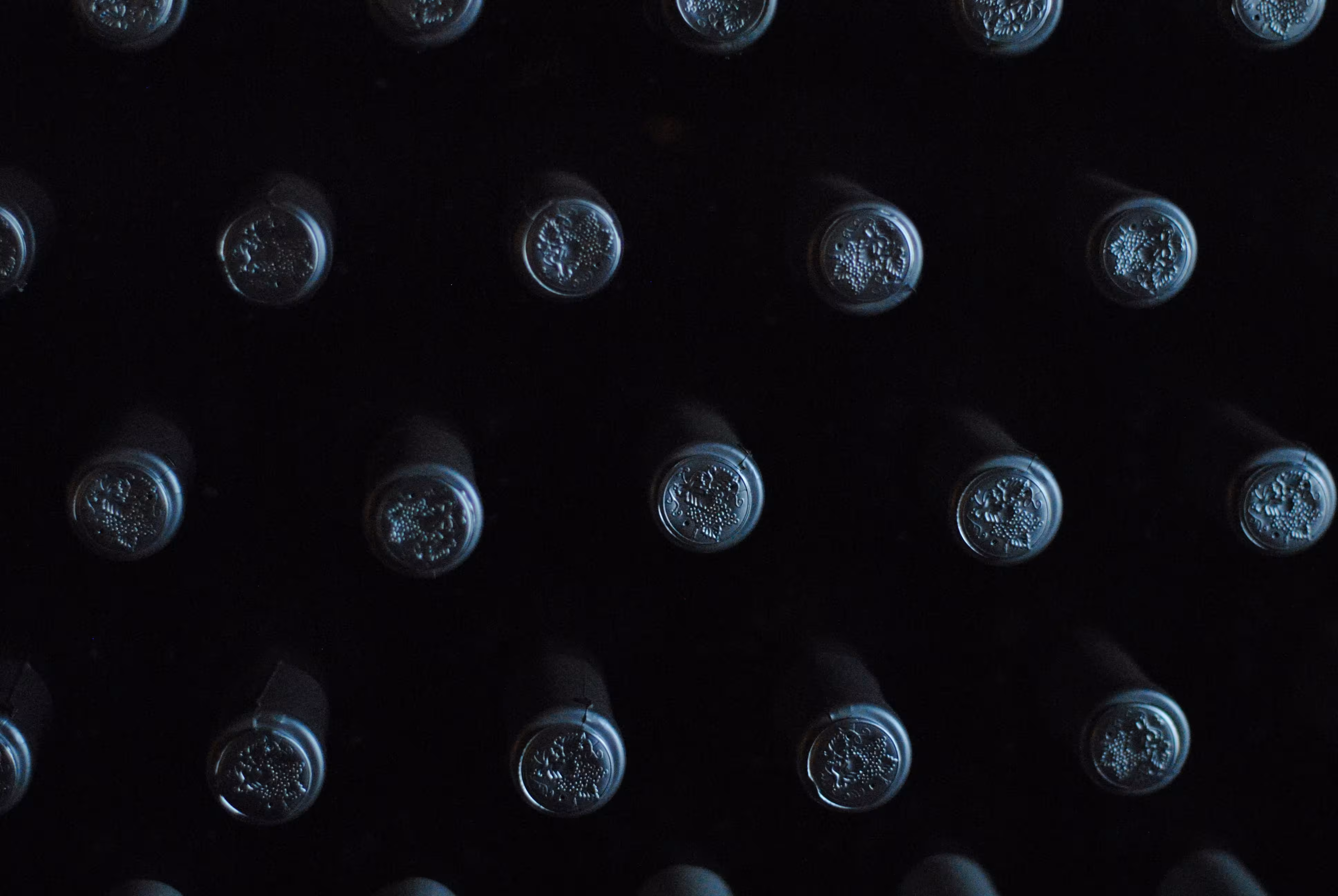 Un buen vino también tiene un buen etiquetado.