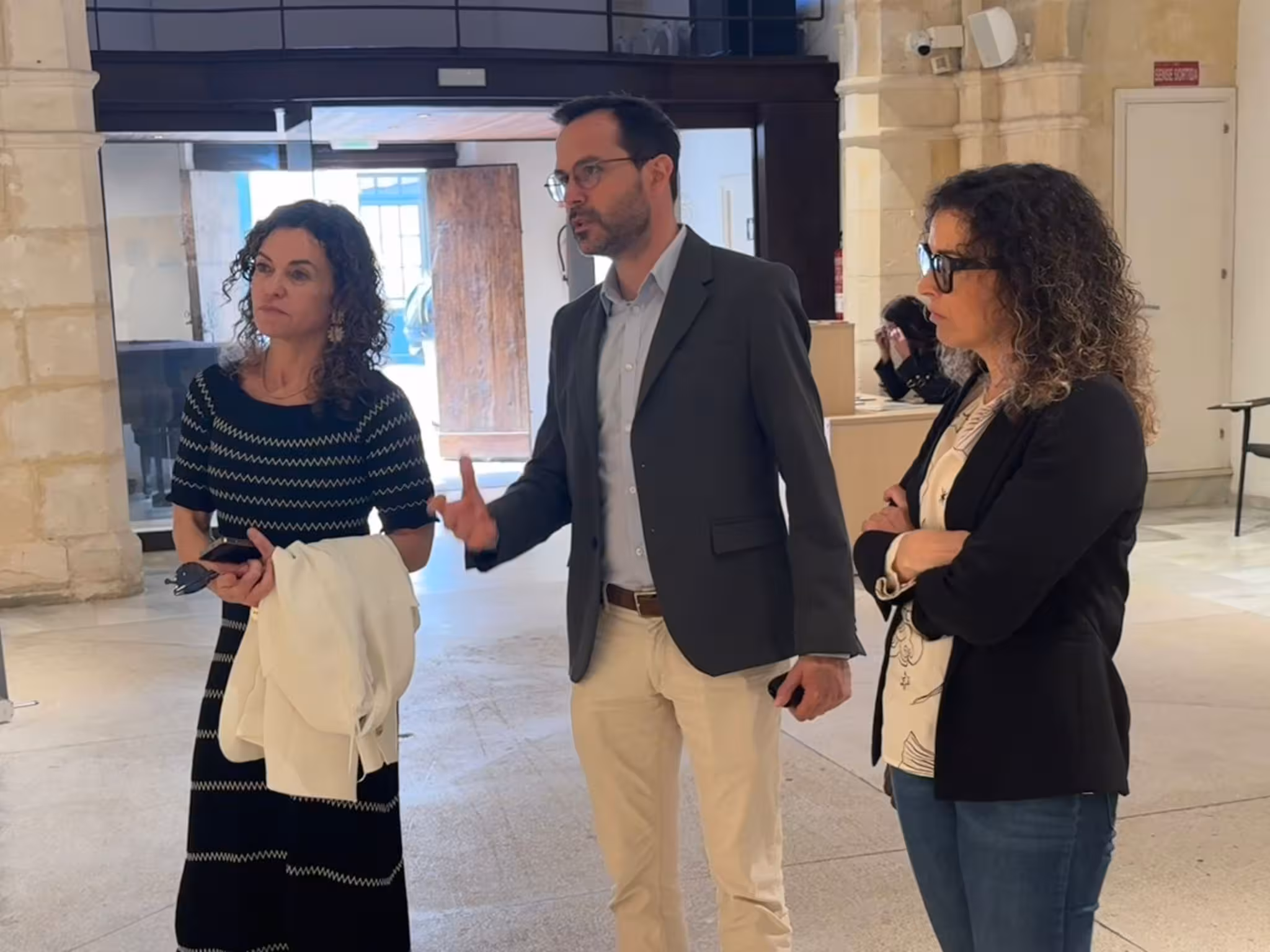 Rosario Sánchez, Secretaria de Estado de Turismo, ha conocido los proyectos de la mano del alcalde de Maó, Héctor Pons