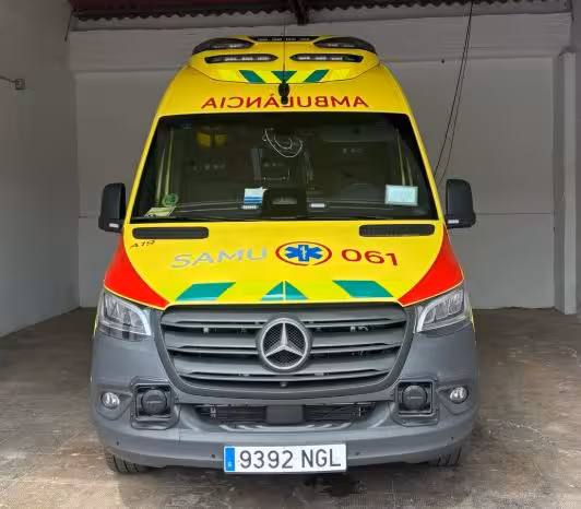 Esta es la ambulancia que opera las 24 horas en Es Mercadal. (Foto: CAIB)