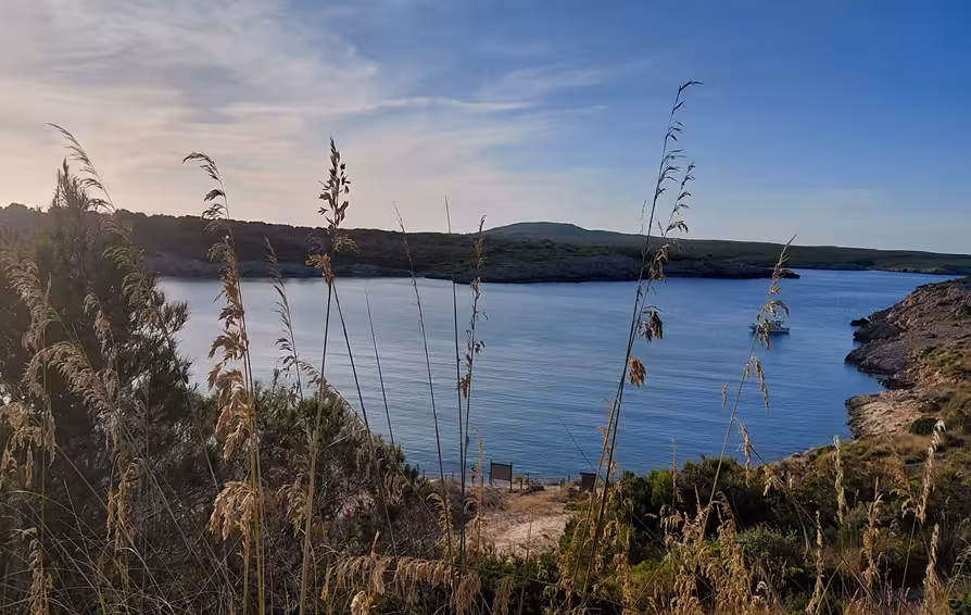 Costa norte de Menorca.