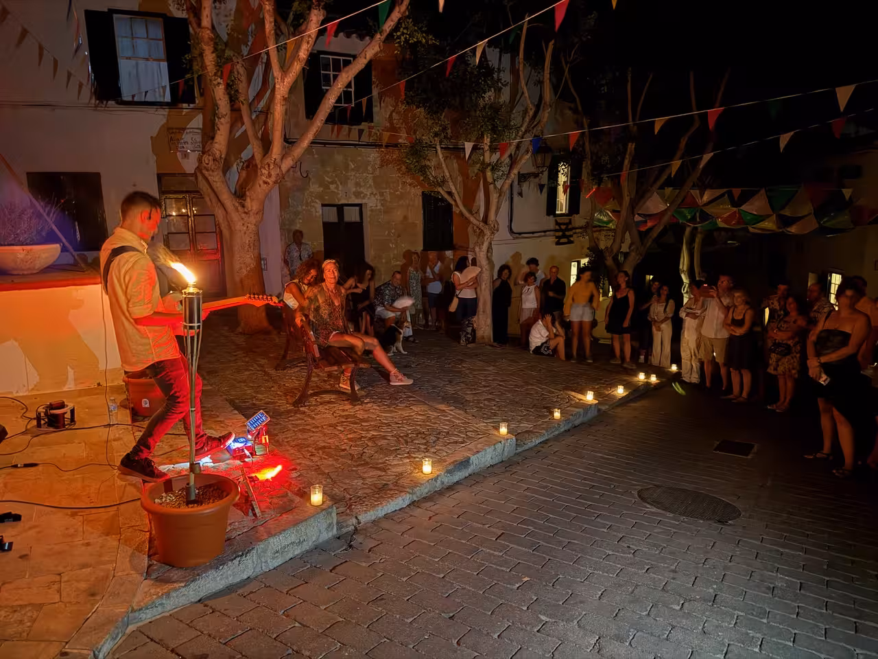Las calles, plazas y rincones más emblemáticos de Alaior quedarán iluminados durante una noche especial.