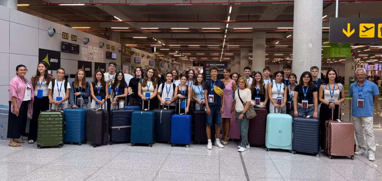 Los alumnos han iniciado el viaje esta mañana.