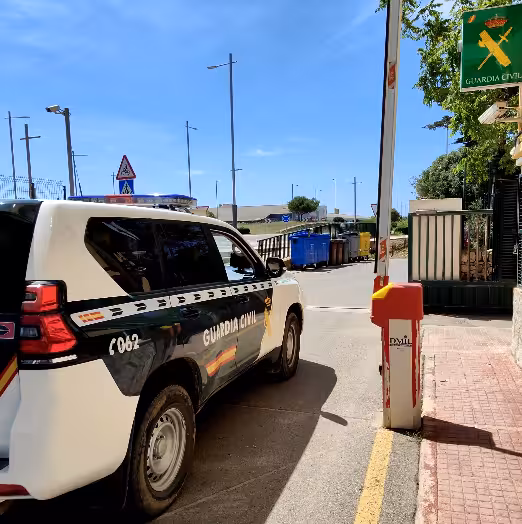 Vehículo de la Guardia Civil.