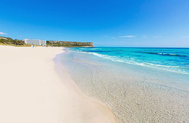 Son Bou, la playa más larga de Menorca - Guía de Playas de Menorca