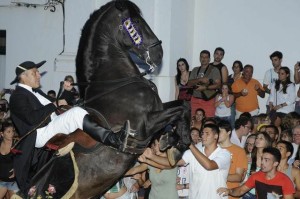 Momento del jaleo de esta tarde (Fotos: TOLO MERCADAL)