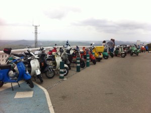 Motoristas mallorquines y menorquines han almorzado juntos en Monte Toro.