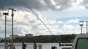 El cap de fibló, visto desde el puerto de Maó.