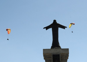 Vuelo sobre el Monte Toro (Fotos: Tolo Mercadal)