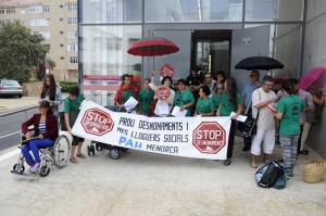 protesta por los desahucios en los juzgados