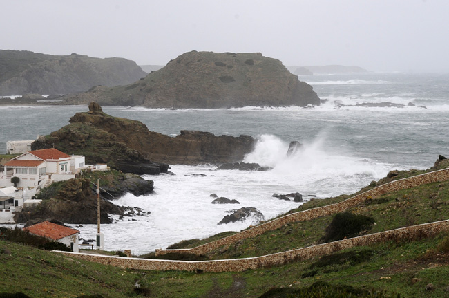 El viento con fuerte de 7 a 8 provocará grandes olas