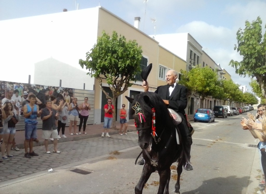 L'amo son Blanc en la Qualcada del Dia de Sant Joan de 2014.