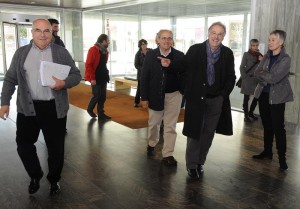 reunion de  tadeo y alejandre con ciutadans contra las rotondas carretera general y tecnicos