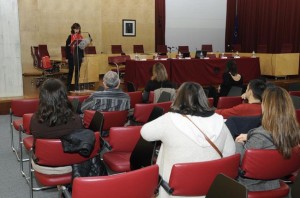 El encuentro ha comenzado con una ponencia y se completa con dos mesas redondas. FOTO.- Tolo Mercadal