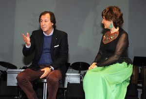 Gabriel Masfurroll durante su intervención junto a la consellera Aurora Herráiz. FOTO.- Tolo Mercadal