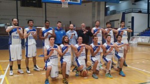 Foto de grupo del Menorca Talaiòtica antes del partido (Fotos: CCE Sant Lluís)