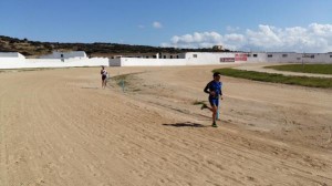 Arnau y Forteza, en los últimos metros en el hipódromo (Fotos: Xtrem Menorca)