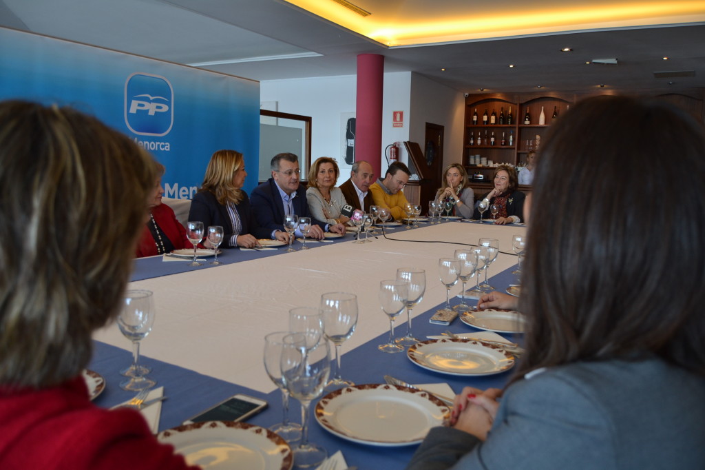 FOTO ENCUENTRO MUJERES PP MENORCA