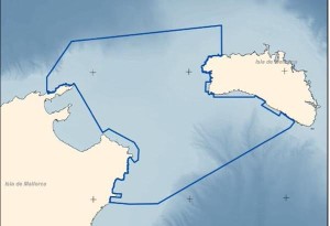 Área que comprendería el LIC propuesto para el Canal de Menorca.