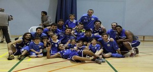 Celebración del triunfo ante el UCAM Murcia (Foto: deportesmenorca.com)