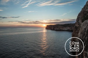 Atardecer en Sa Cova d'en Xoroi (Foto: sa Cova d'en Xoroi)