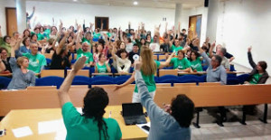 Reunión de la 'Assemblea de Docents' celebrada esta tarde en el IES Marratxí. FOTO.- AD