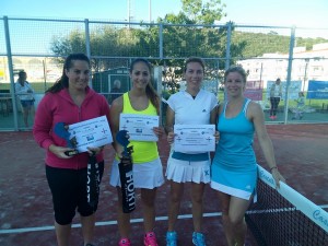 Ganadoras y finalistas del Nivel 1 femenino.