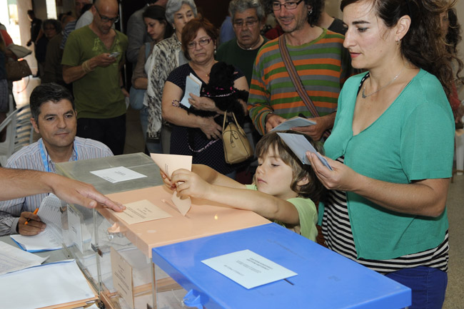 elecciones municipales y autonomicas 2015dia de votaciones