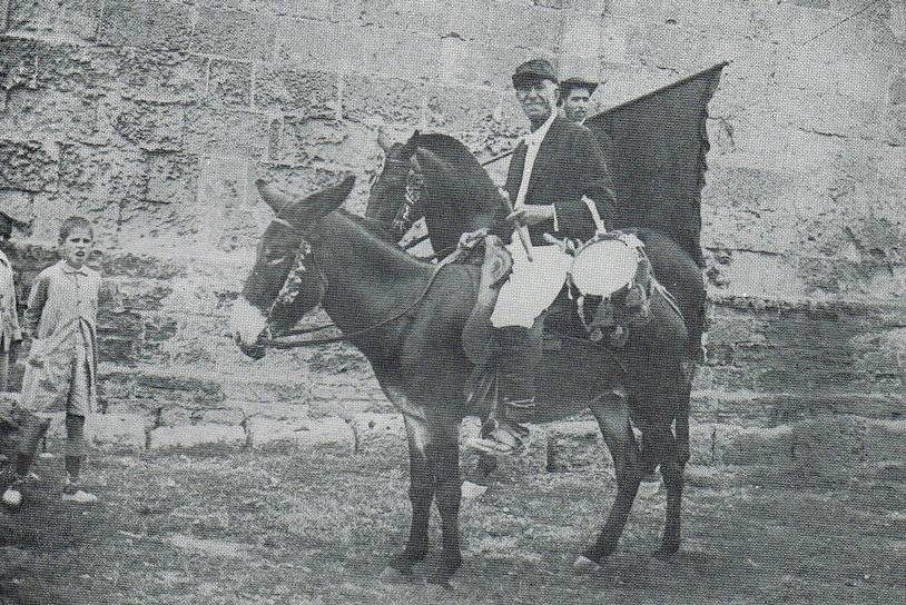 Fotografia de 1924-1925 del llibre Protocols de les festes de Sant Joan de Josep Pons Lluch