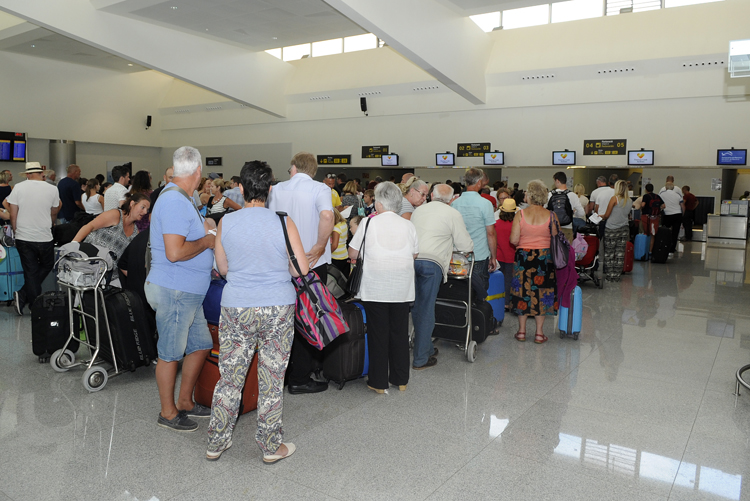 colas en el aeropuerto