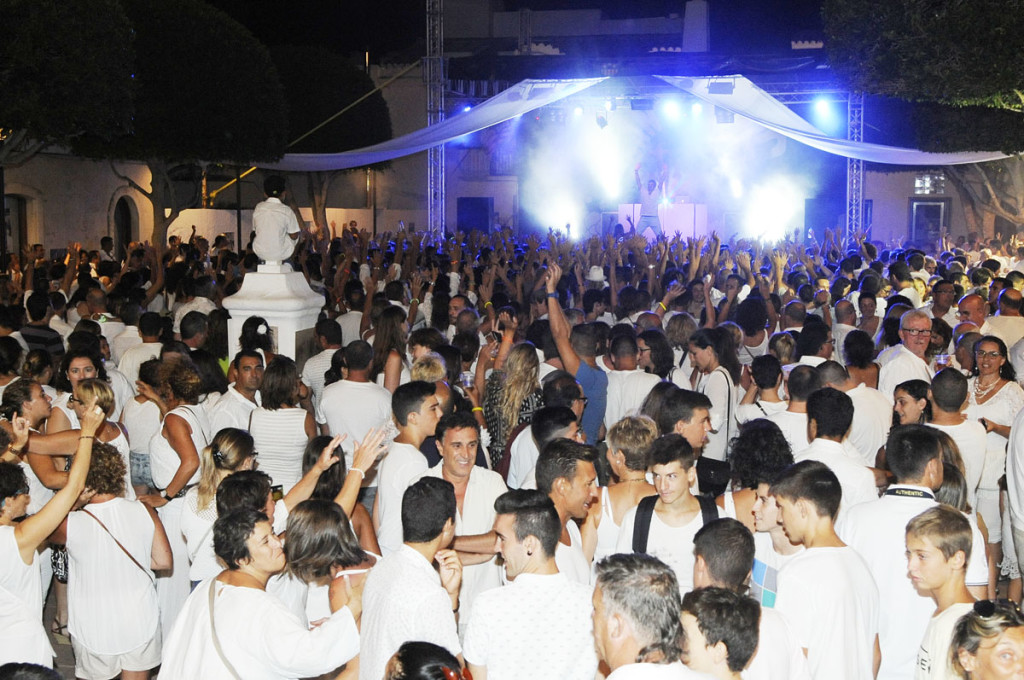 white party en sant lluis