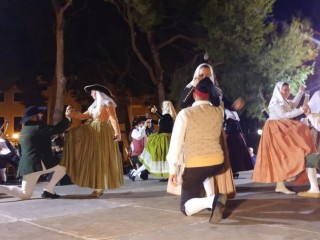 Bailes baleares con Arrels de Sant Joan y s’Estol Porrerenc