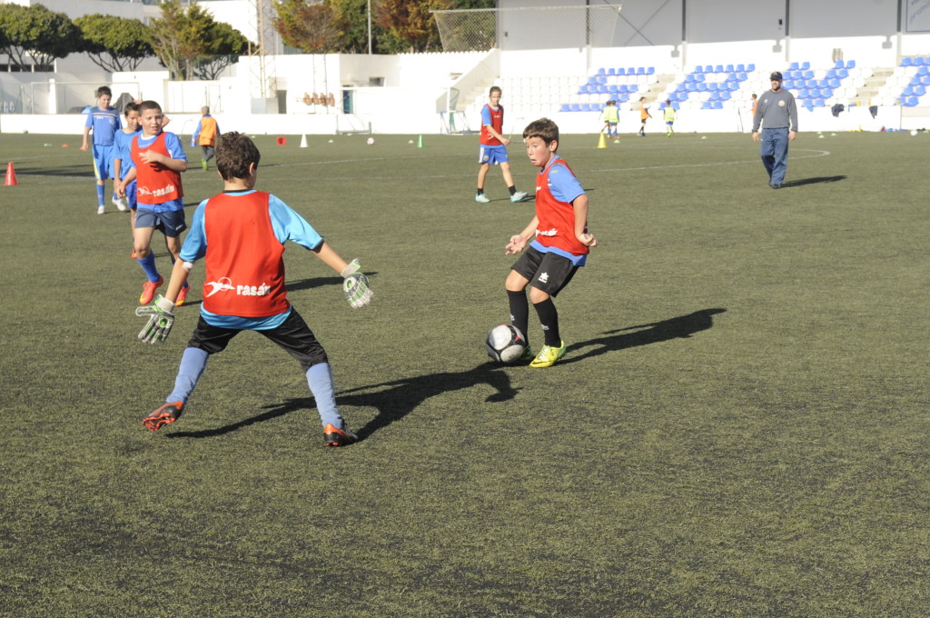 tm241214001campus_futbol_sant_lluis