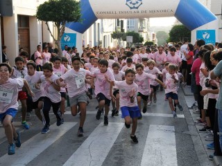 Alaior corre contra el cáncer