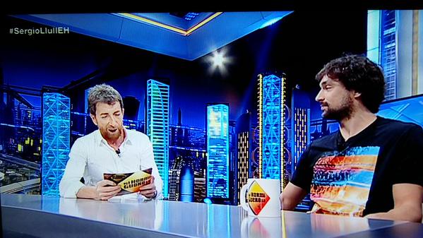 Llull, junto a Pablo Motos en El Hormiguero.