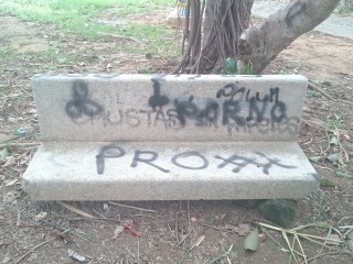 El parque de Santa Ana, víctima del vandalismo