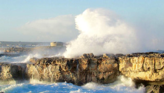 Aemet anuncia olas de 3 metros en la Isla.