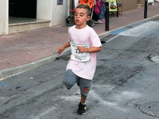 Alaior corre contra el cáncer