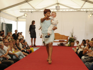 Espectacular desfile de modelos en Menorca Celebra